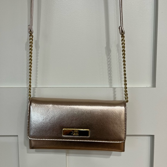 Rose gold wallet with strap - Picture 2 of 6